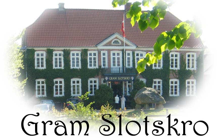 Gram Slotskro Exterior photo